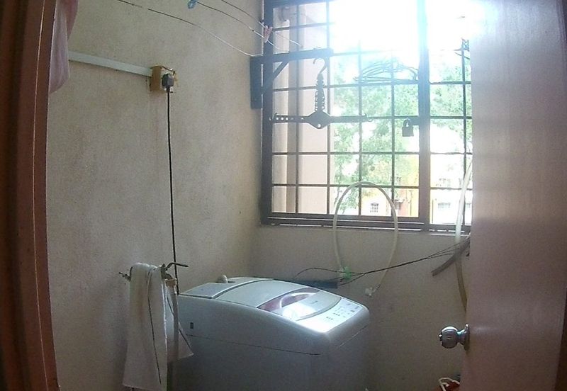 Pangsapuri Putra Damai