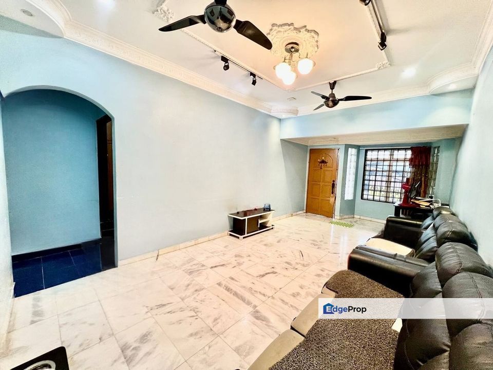 FACING PADANG & SURAU Taman Kajang Raya, Kajang, Selangor, Kajang