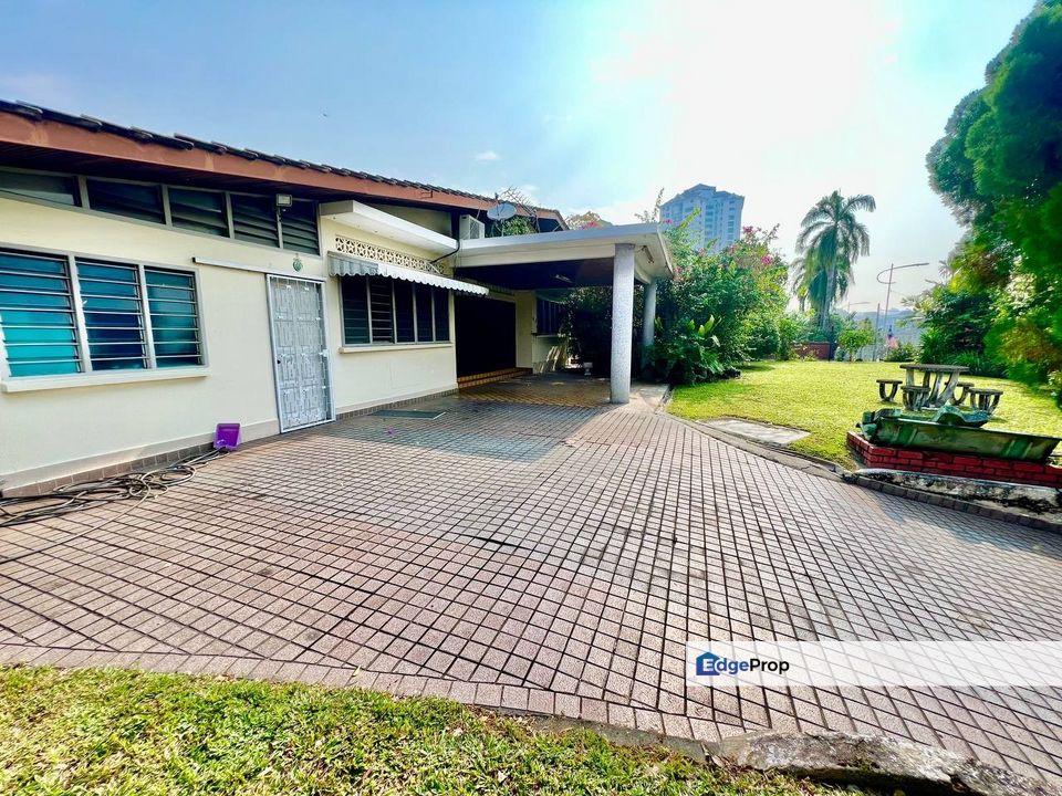 [FACING MAIN ROAD Jalan Utara PJ] Comercial Bungalow Seksyen 12 Petaling Jaya, Selangor, Petaling Jaya