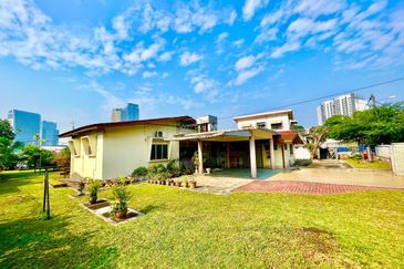 Seksyen 12, Petaling Jaya