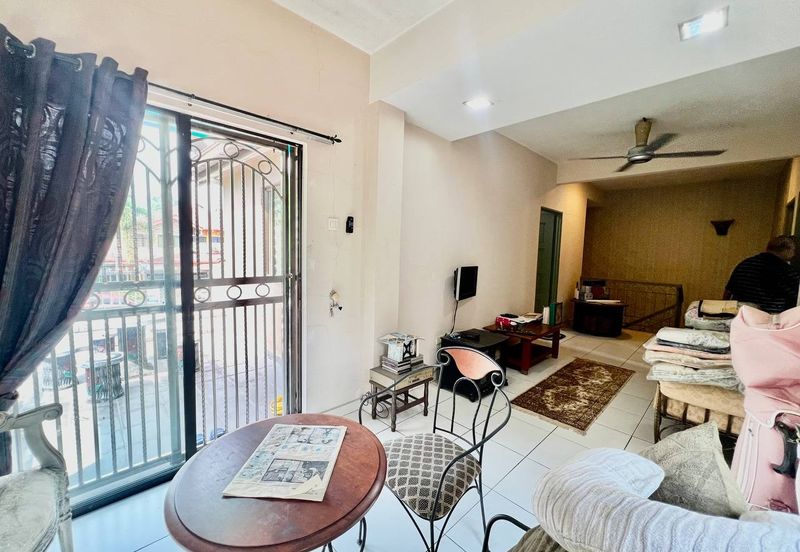 Taman Subang Permata