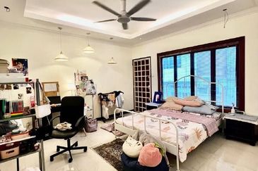  [FACING OPEN] 2-Sty Semi D House Taman Melawati KL 