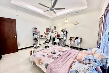  [FACING OPEN] 2-Sty Semi D House Taman Melawati KL 