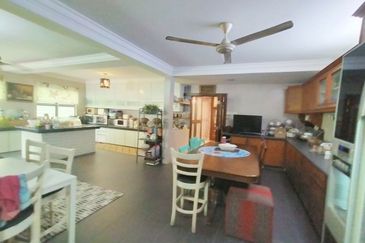 Seksyen 11, Shah Alam