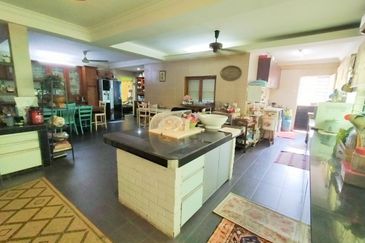 Seksyen 11, Shah Alam