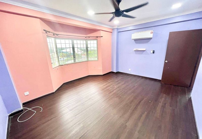 Tiara Kelana Condominium