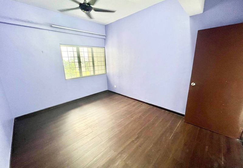 Tiara Kelana Condominium