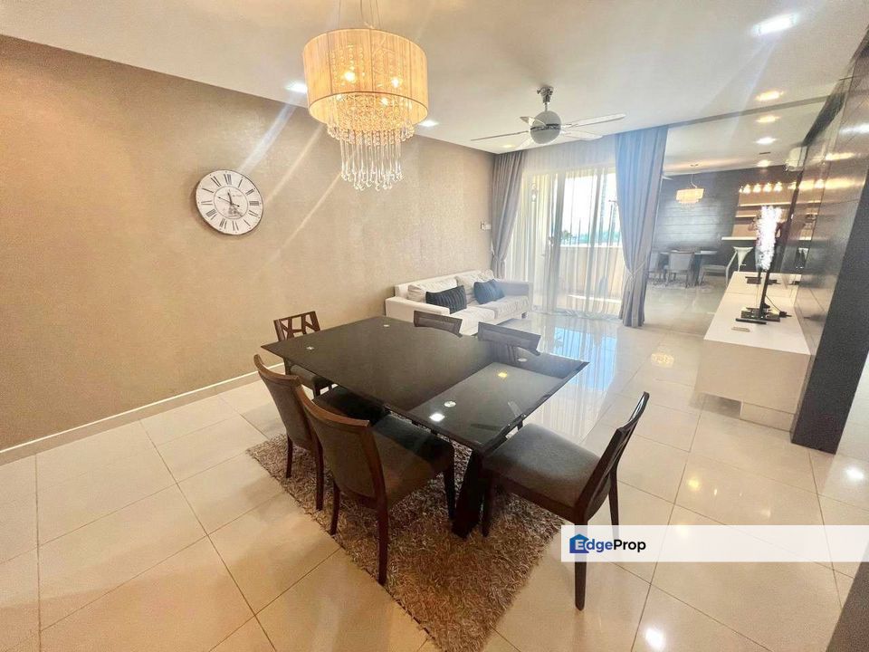  [Renovated] Aman Heights Condominium Seri Kembangan , Selangor, Seri Kembangan