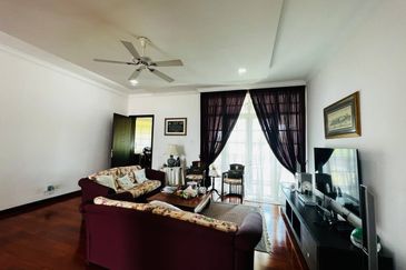 Perdana Lakeview East