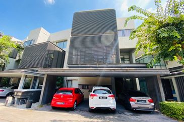 Mirage By The Lake @ Perdana Lakeview West