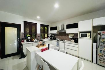 Prime Balinese Bungalow 3 Storey at Presint 10 Putrajaya