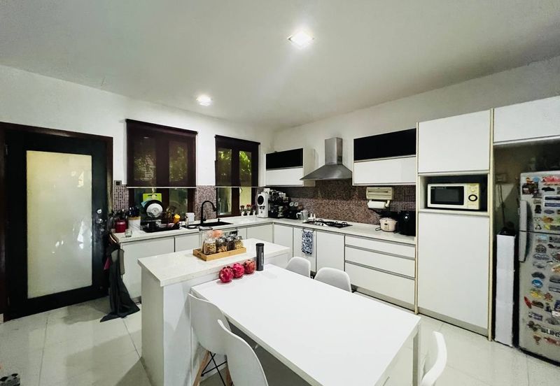 Prime Balinese Bungalow 3 Storey at Presint 10 Putrajaya