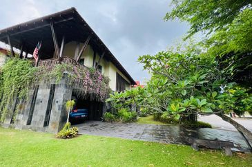 Prime Balinese Bungalow 3 Storey at Presint 10 Putrajaya