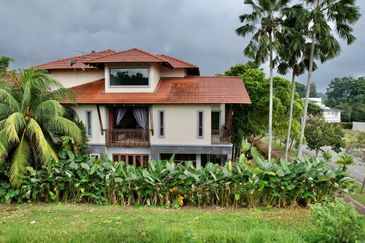 Prime Balinese Bungalow 3 Storey at Presint 10 Putrajaya