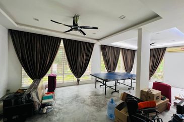 Perdana Lakeview East