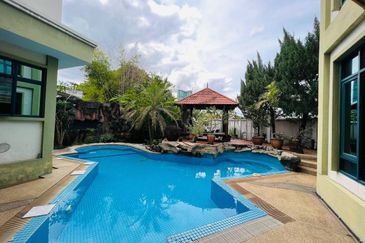 Kampung Datuk Keramat