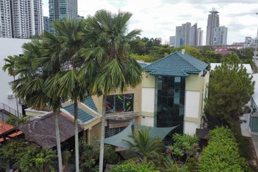 Kampung Datuk Keramat