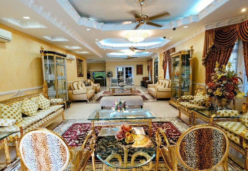 BUNGALOW WHITE HOUSE SETIAWANGSA KUALA LUMPUR