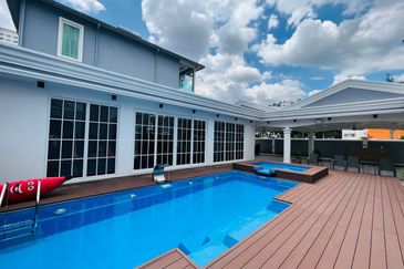 BUNGALOW WHITE HOUSE SETIAWANGSA KUALA LUMPUR