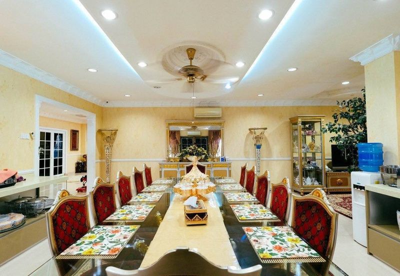 BUNGALOW WHITE HOUSE SETIAWANGSA KUALA LUMPUR