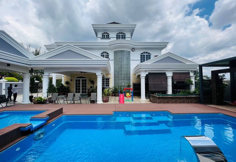 BUNGALOW WHITE HOUSE SETIAWANGSA KUALA LUMPUR