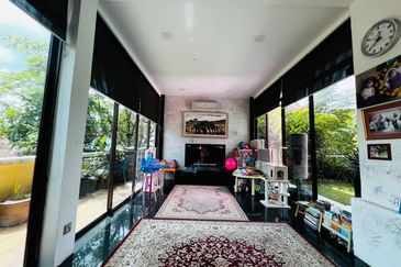 Luxurious Corner Kenny Hills Bungalow in the Heart of Bukit Tunku 