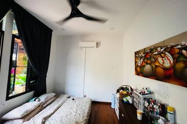 Luxurious Corner Kenny Hills Bungalow in the Heart of Bukit Tunku 