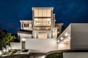 EXCLUSIVE THE LUXURY VILLA TAMAN DUTA, BUKIT TUNKU KUALA LUMPUR