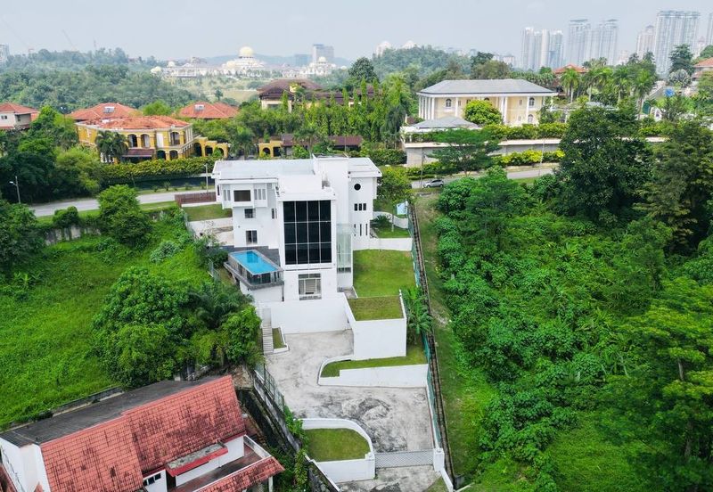 EXCLUSIVE THE LUXURY VILLA TAMAN DUTA, BUKIT TUNKU KUALA LUMPUR