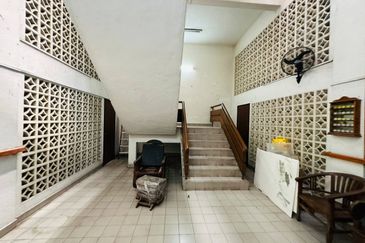 4 STOREY BUNGALOW TAMAN DUTA, KUALA LUMPUR 