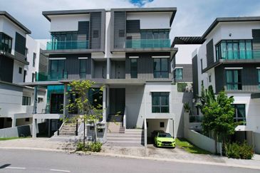Desa Hill Villas