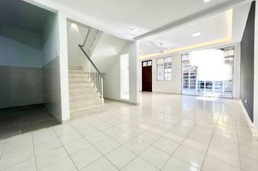 Taman Mawar, Bandar Baru Salak Tinggi