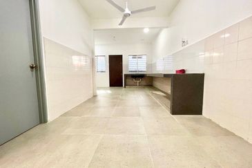 Taman Mawar, Bandar Baru Salak Tinggi