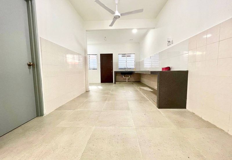 Taman Mawar, Bandar Baru Salak Tinggi