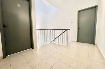 Taman Mawar, Bandar Baru Salak Tinggi