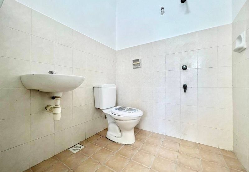 Taman Mawar, Bandar Baru Salak Tinggi