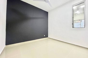 Taman Mawar, Bandar Baru Salak Tinggi