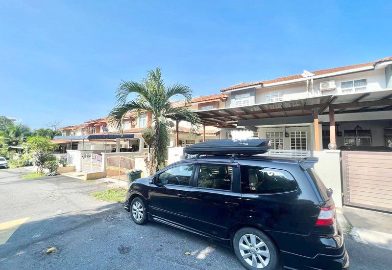 Taman Mawar, Bandar Baru Salak Tinggi