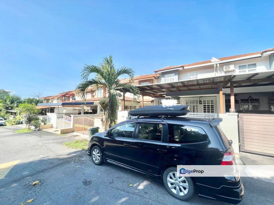 [Renovated] Double Storey, Taman Mawar Salak Tinggi, Sepang, Selangor, Sepang