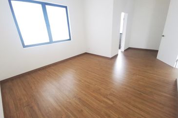 Lucent Residence @ twentyfive.7