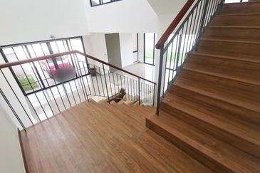 Lucent Residence @ twentyfive.7