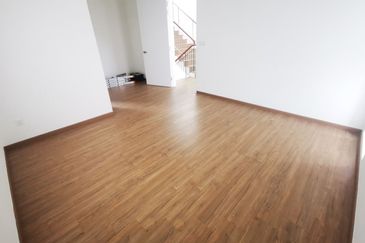 Lucent Residence @ twentyfive.7