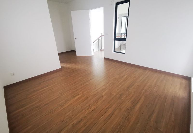 Lucent Residence @ twentyfive.7