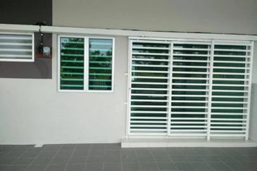 TERES SETINGKAT TAMAN TRONOH UNIVERSITI LALUAN 1