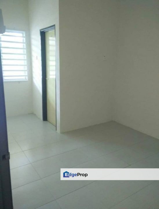 TERES SETINGKAT TAMAN TRONOH UNIVERSITI LALUAN 1, Perak, Tronoh