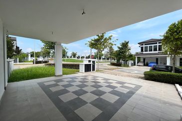 Tenderfields @ Eco Majestic