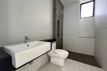 Tenderfields @ Eco Majestic