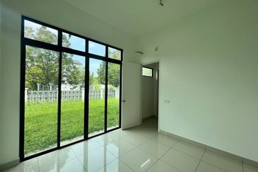 Tenderfields @ Eco Majestic