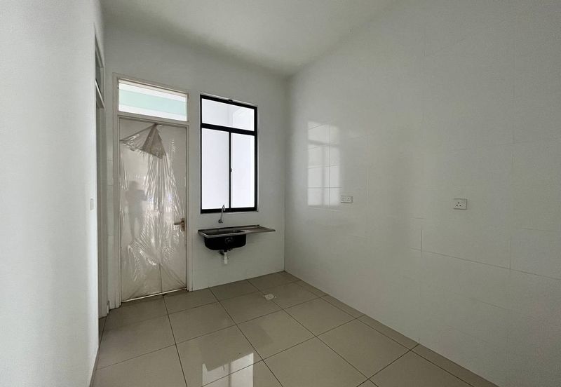 Tenderfields @ Eco Majestic