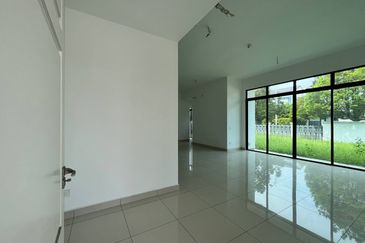 Tenderfields @ Eco Majestic